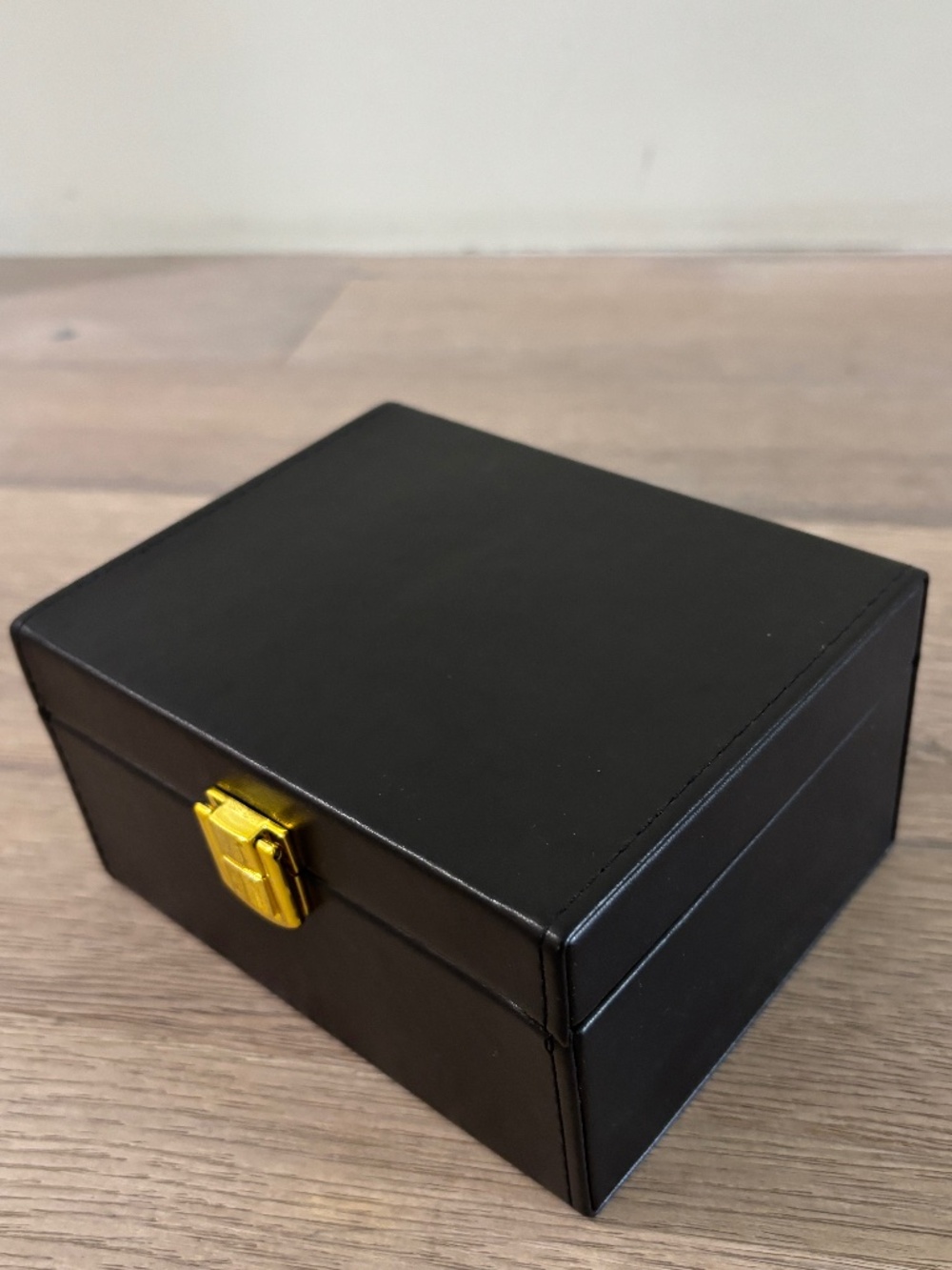 Faraday Box - RFID Signal Blocking Key Fob Protector - Picture 8 of 9